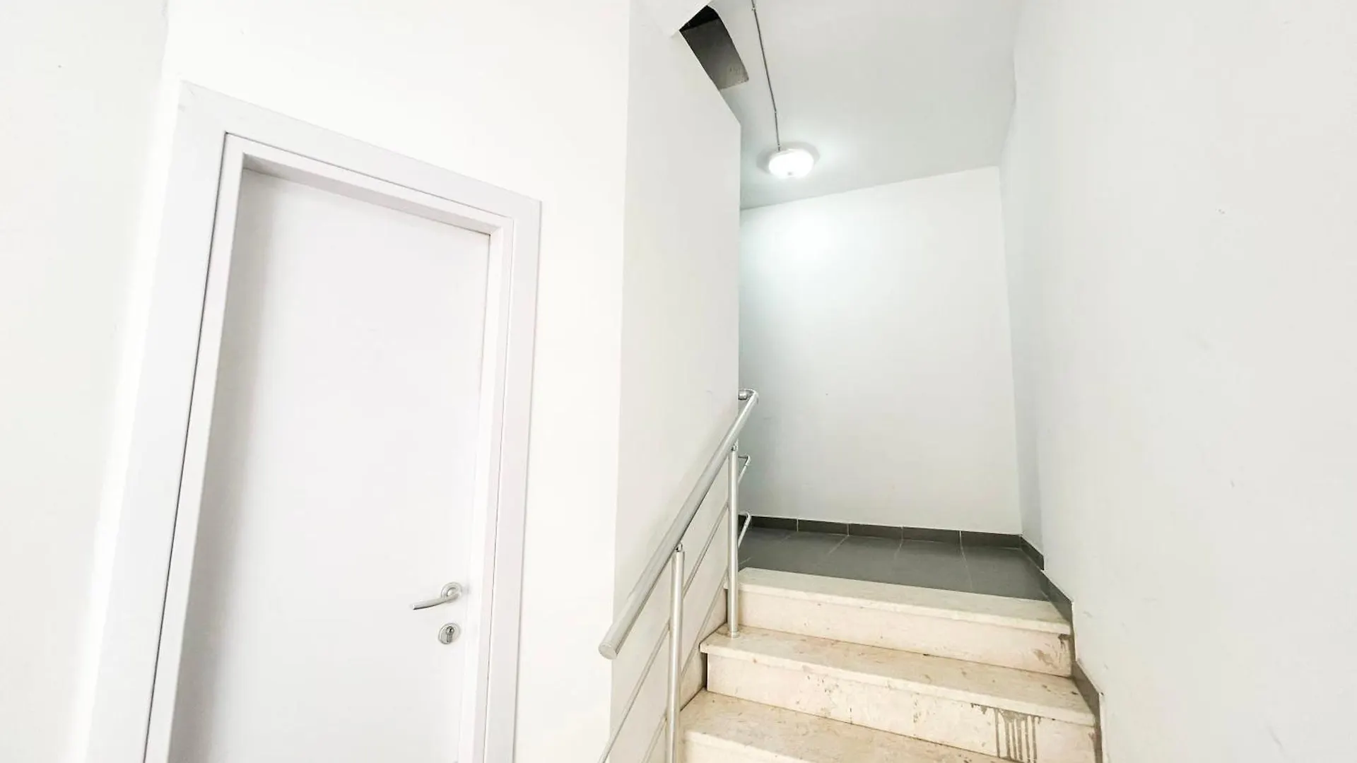 Garsoniere 1080 Apartment Durres Albania