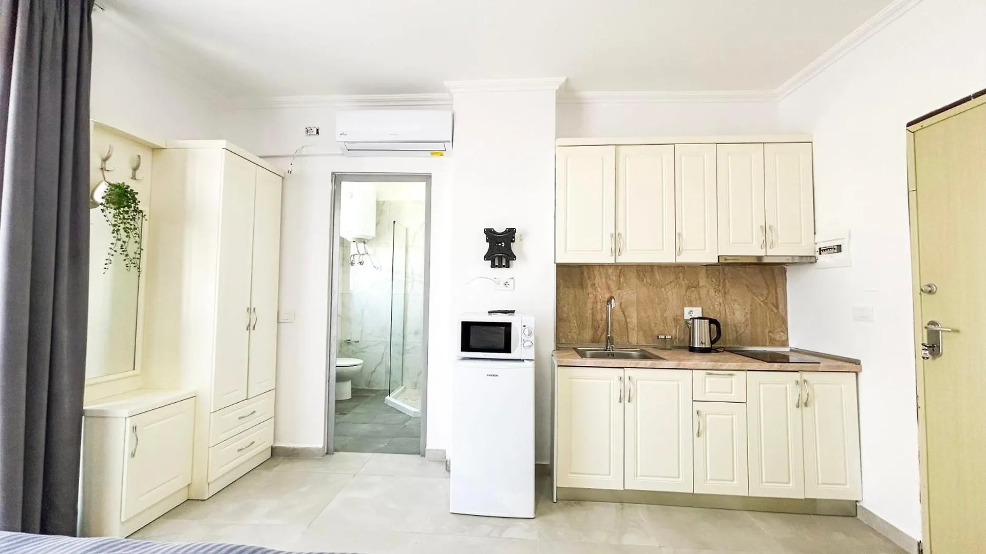 Appartamento Garsoniere 1080 Durrës