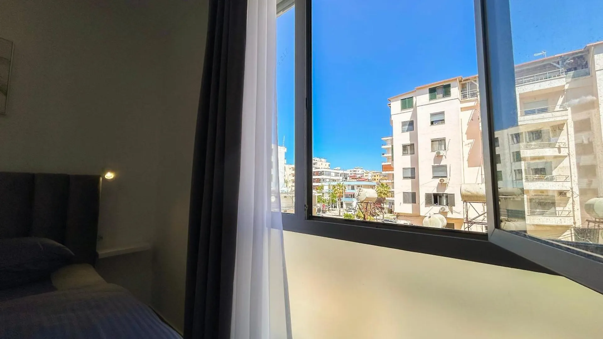 Garsoniere 1080 Apartment Durres 0*,  Albania