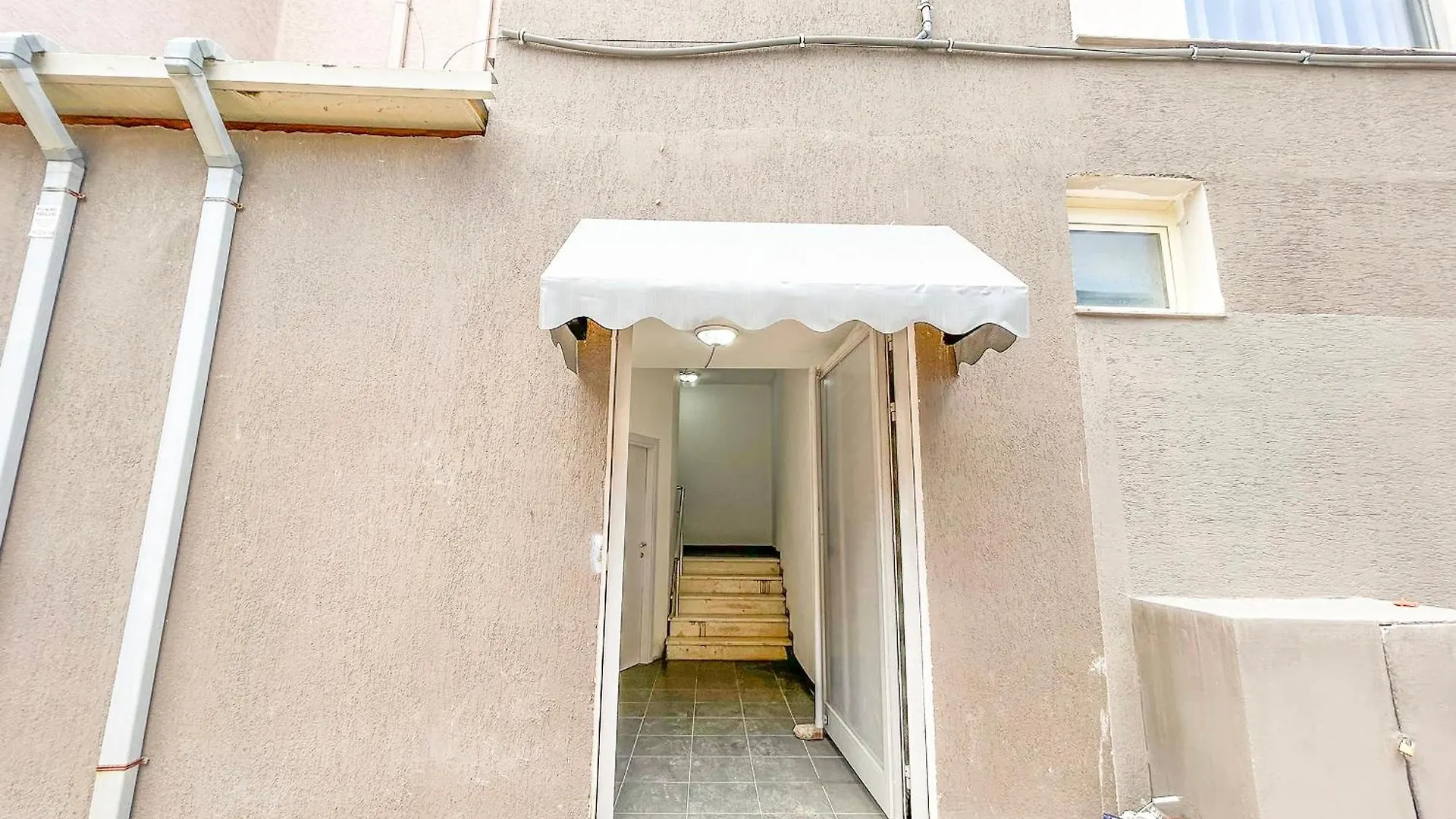 Garsoniere 1080 Apartment Durres Albania